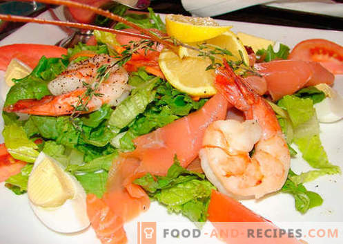 Salat mit Garnelen und Lachs - die richtigen Rezepte. Schneller und geschmackvoller Kochsalat mit Garnelen und Lachs.