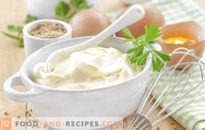 Mayonnaise mit Milch ist eine beliebte Sauce der französischen Küche. Verschiedene Mayonnaise in der Milch: mit Eiern, Stärke, Mehl und Senf