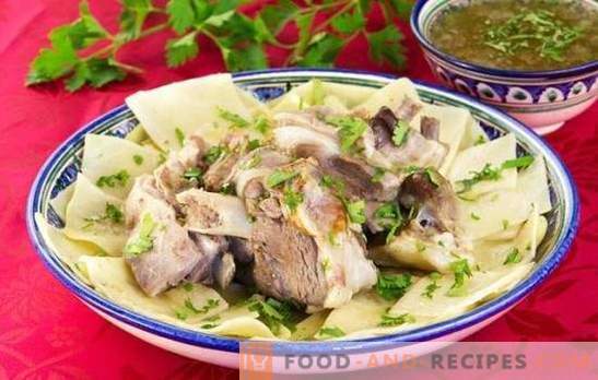 Beshbarmak: Schritt für Schritt Rezepte für ein herzhaftes orientalisches Gericht. Hammelfleisch, Hähnchen, Rindfleisch nach Schritt-für-Schritt-Rezepten