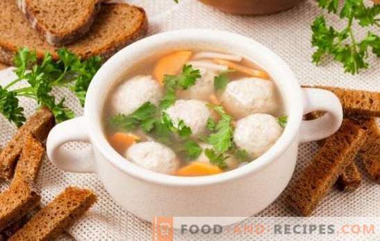Suppen mit Hähnchenfleischbällchen - für Kinder und Erwachsene. Suppe mit Hühnerfleischbällchen zu Hause kochen, lecker und gut
