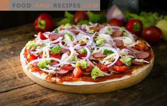 Pizza in 5 Minuten: ein Rezept für Eilige. Pizza in 5 Minuten zubereiten: von Produkten, die immer zur Hand sind und im Kühlschrank