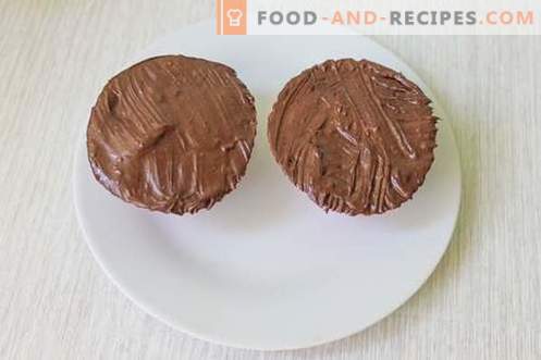 Glasierte Schokoladenkuchen - eine beliebte Delikatesse aus Kindertagen!