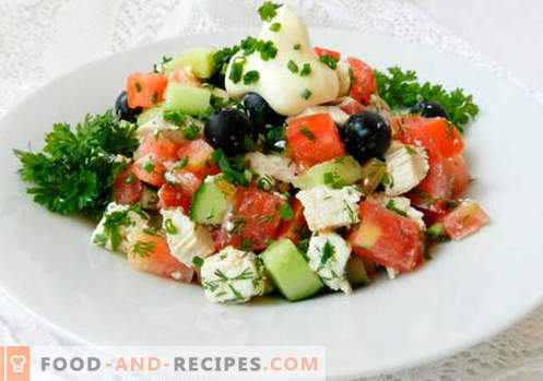 Salat mit Oliven - eine Auswahl der besten Rezepte. Wie man richtig und lecker einen Salat mit Oliven zubereitet.