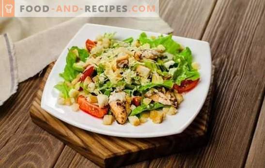 Caesar with Chicken: A step-by-step recipe for a popular salad. Recipes for step-by-step cooking of Caesar with chicken with original dressings