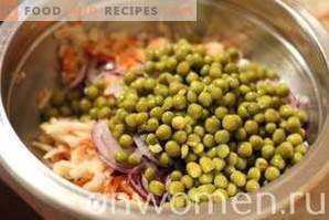 Salat mit Sauerkraut und Erbsen