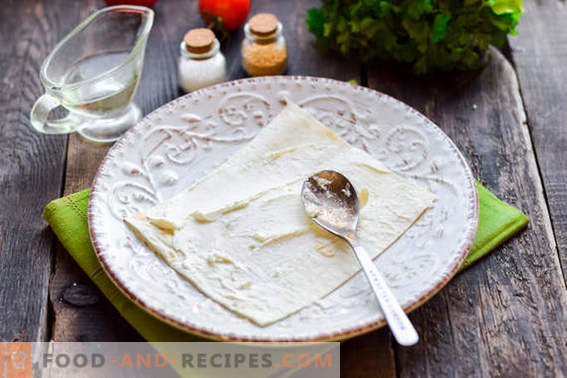 Heißer Pita-Snack mit Wurst und Käse: Nicht diätetisch, aber lecker