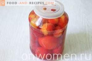 Eingelegte Tomaten mit Kirschpflaume für den Winter