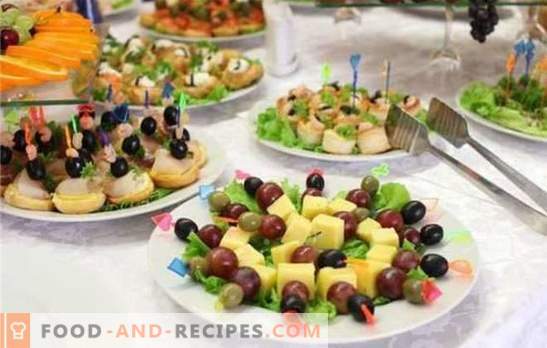 Ein leckerer Snack für eine Hochzeit ist das wichtigste Element eines feierlichen Festes. Zarte, würzige, duftende und elegante Hochzeitssnacks