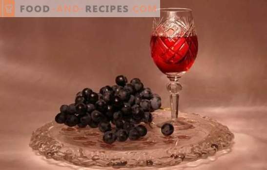 Tinktur aus Trauben zu Hause ist kein Wein! Rezepte duftende und helle Tinktur aus Trauben zu Hause