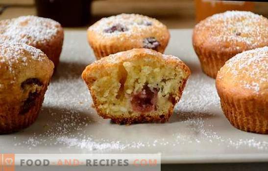 Hüttenkäse-Muffins mit Kirschen: ein kleines Dessert für eine große Teeparty. Schritt für Schritt Kirsch-Muffins mit Kirschen kochen (Foto-Rezept)