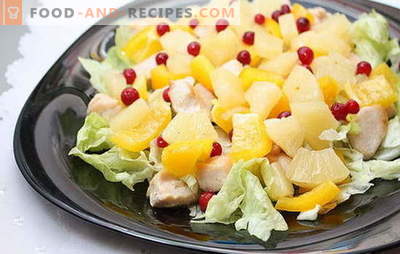 Ein exotisches kulinarisches Meisterwerk - ein Salat mit Hähnchenfilet und Ananas. Rezepte für verschiedene Salate mit Hähnchenfilet und Ananas - Phantasie!