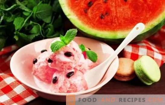 Wassermeloneneis - Sommerkühle! Die besten Rezepte für Wassermeloneneis mit Sahne, Milch, Joghurt, Melone, Bananen